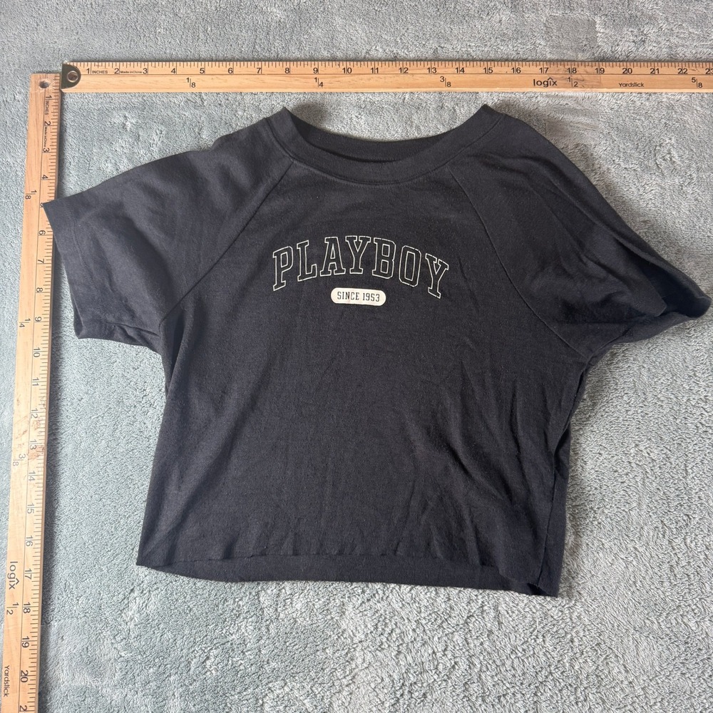 Playboy by PacSun Women's Medium Black Cropped Graphic Tee‎ Raglan Short Sleeve